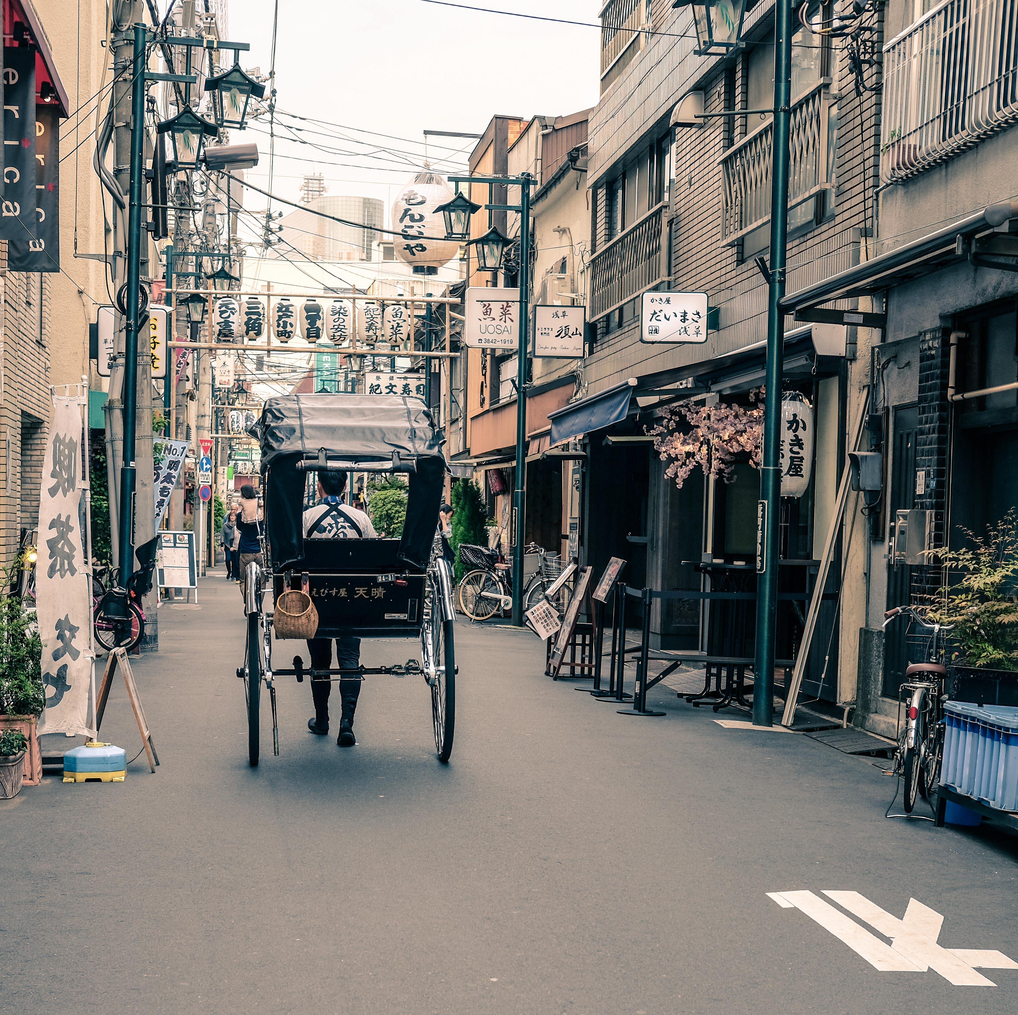 A piece of Edo in modern Tokyo