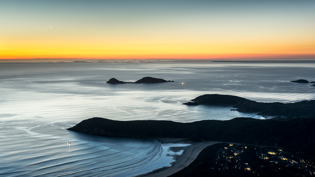 Tidal Light in Australia